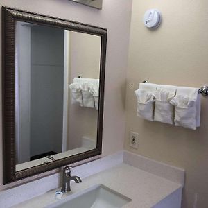 Queen Room Mobility Access Roll Shower Non-Smoking